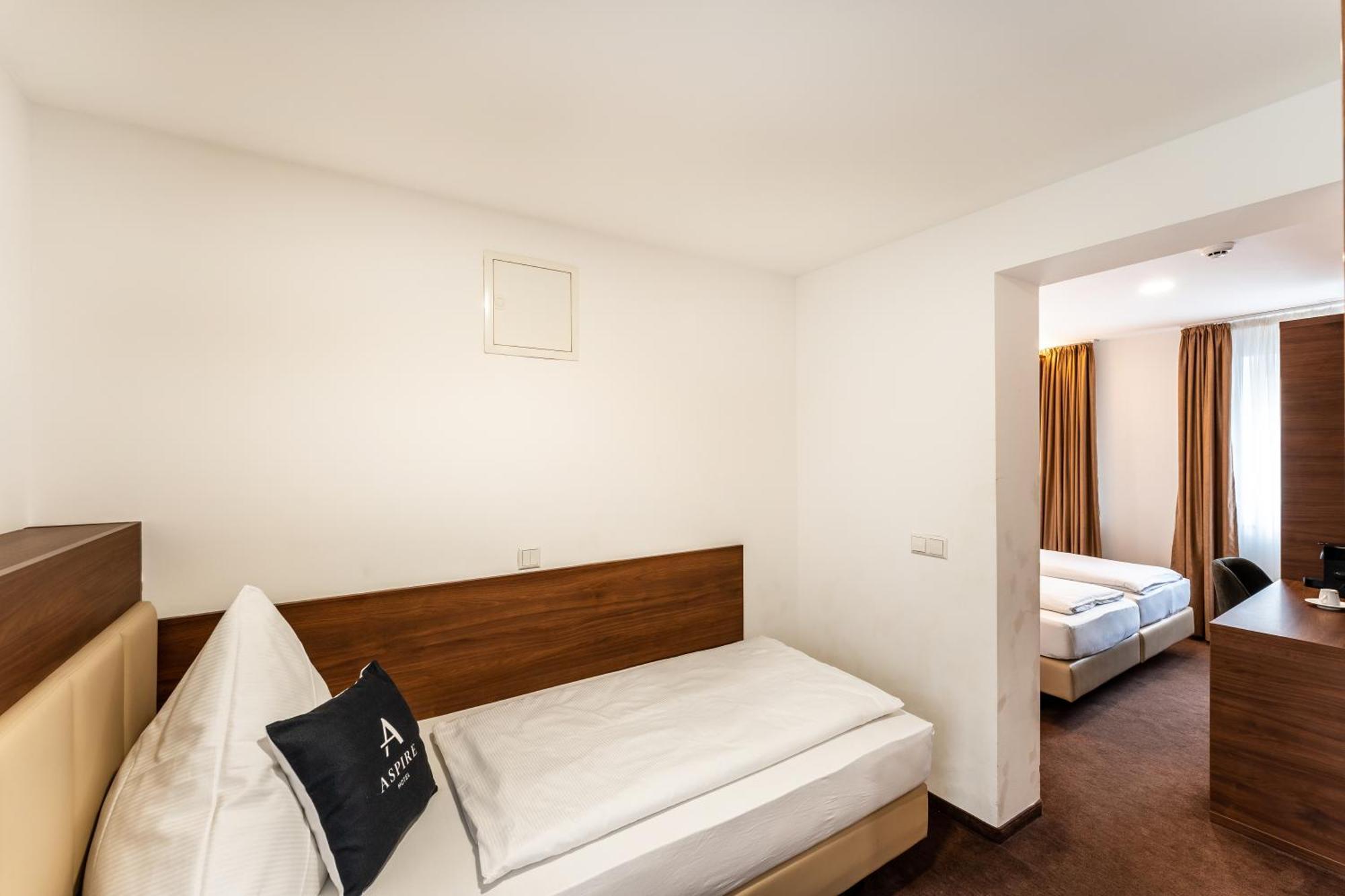 Stadthotel Reutlingen Exterior foto