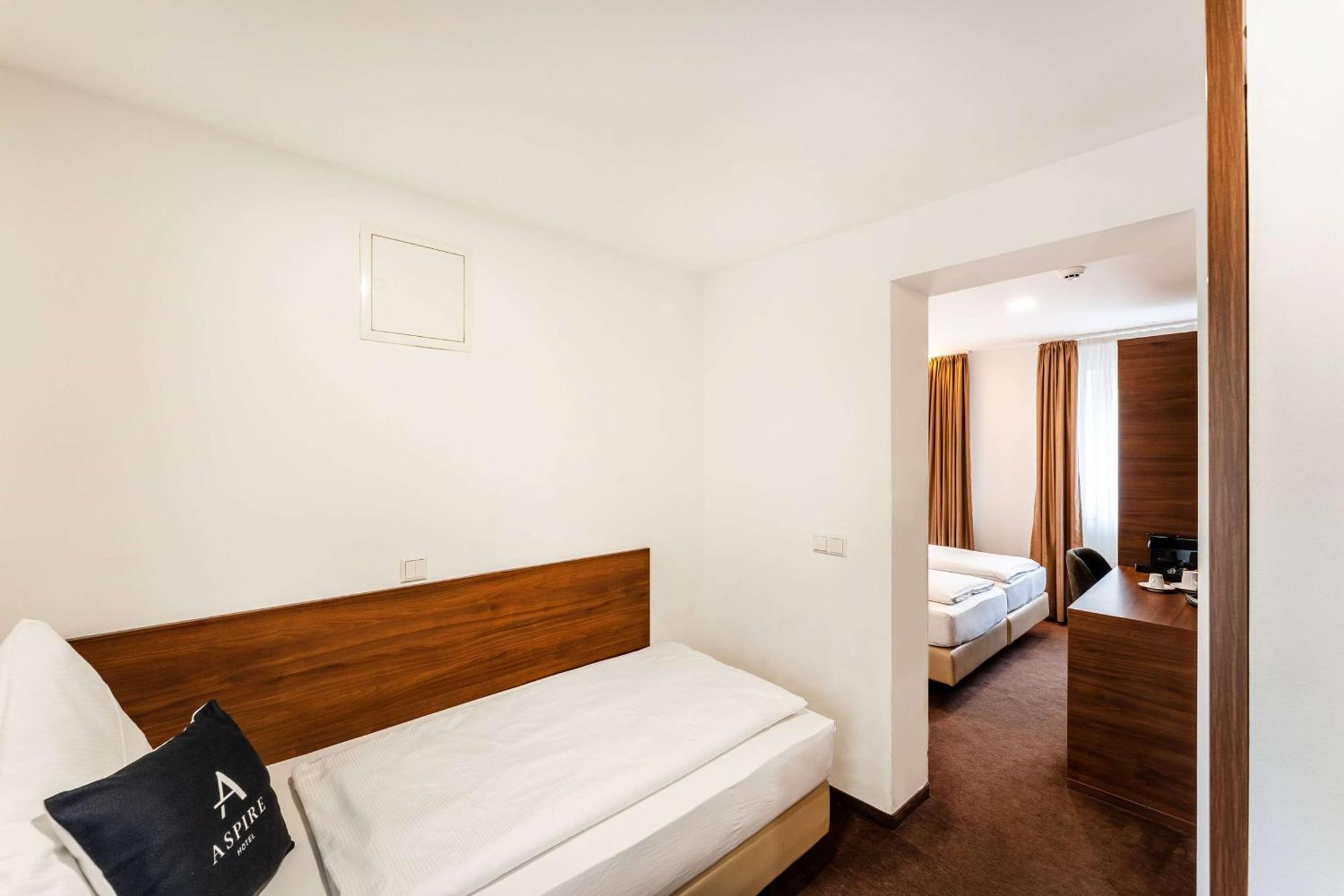 Stadthotel Reutlingen Exterior foto